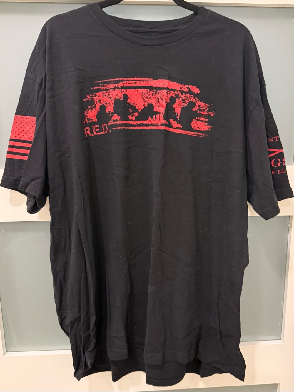 Grunt Style Black and Red Graphic Men's Tee -
